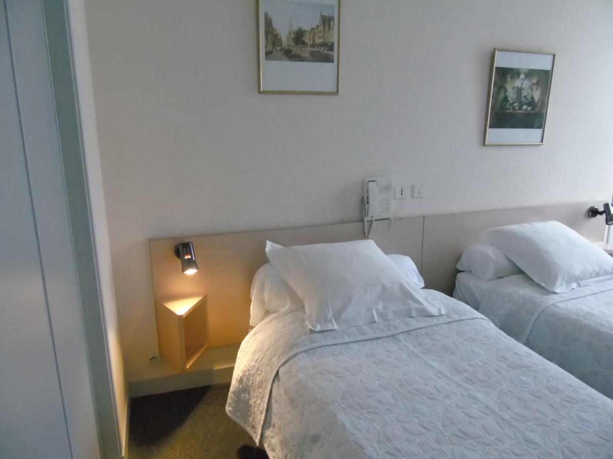 Chambre D'Hotes De Le Halle Randan Buitenkant foto